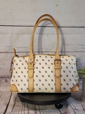 Vintage Dooney & Bourke Cream Black DB Monogram Leather Bag Y2K Satchel